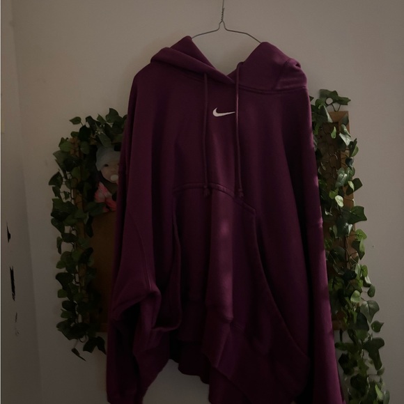 Purple Nike hoodie - Picture 1 of 1